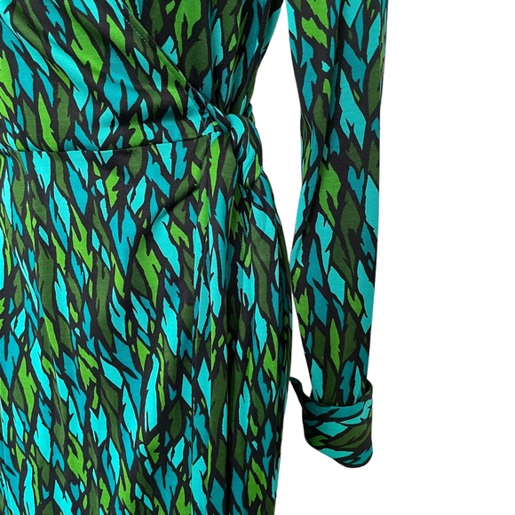 Diane Von Furstenberg Wrap Dress Rare Vintage in Teal/Lime Green/Black - Size 2 - Picture 7 of 10